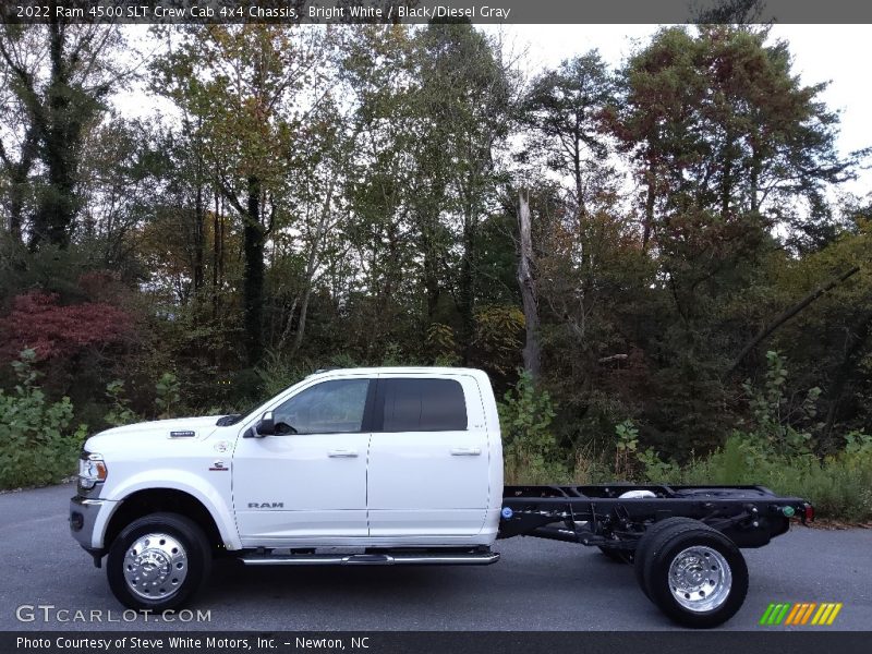 Bright White / Black/Diesel Gray 2022 Ram 4500 SLT Crew Cab 4x4 Chassis