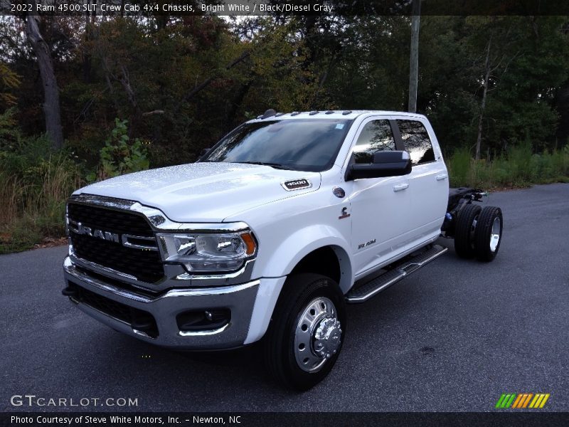 Bright White / Black/Diesel Gray 2022 Ram 4500 SLT Crew Cab 4x4 Chassis