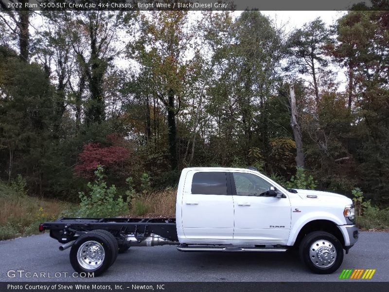 Bright White / Black/Diesel Gray 2022 Ram 4500 SLT Crew Cab 4x4 Chassis