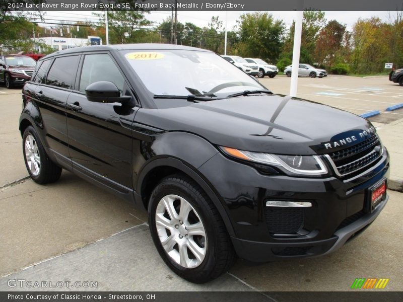 Farallon Black Metallic / Ebony/Ebony 2017 Land Rover Range Rover Evoque SE