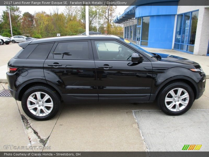 Farallon Black Metallic / Ebony/Ebony 2017 Land Rover Range Rover Evoque SE