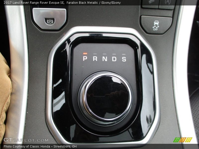Farallon Black Metallic / Ebony/Ebony 2017 Land Rover Range Rover Evoque SE