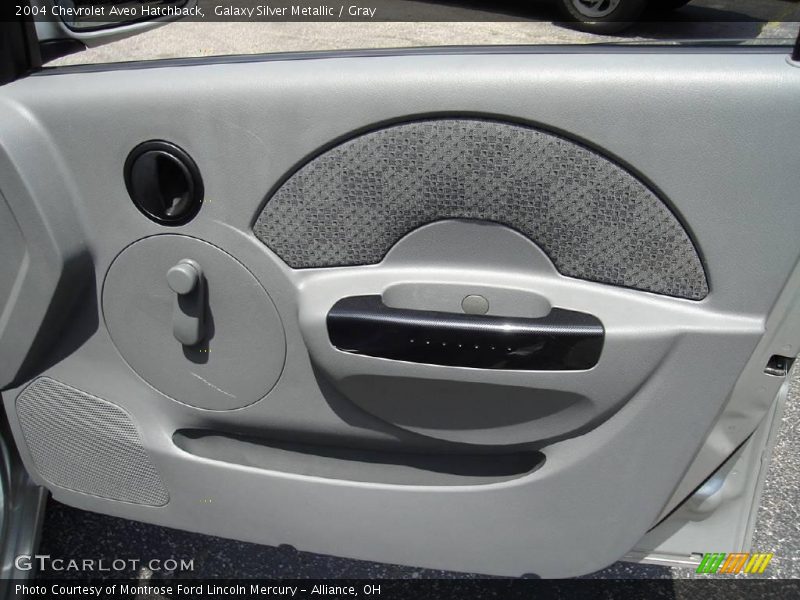 Galaxy Silver Metallic / Gray 2004 Chevrolet Aveo Hatchback