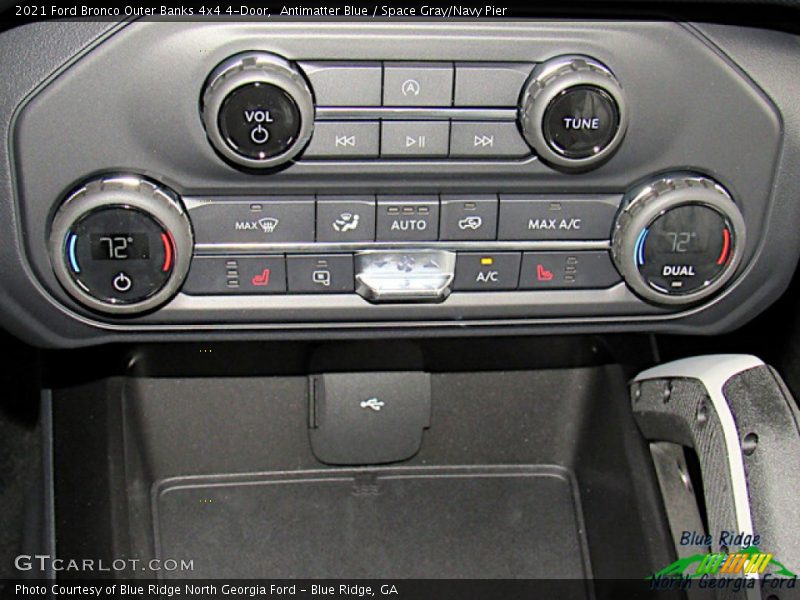 Antimatter Blue / Space Gray/Navy Pier 2021 Ford Bronco Outer Banks 4x4 4-Door