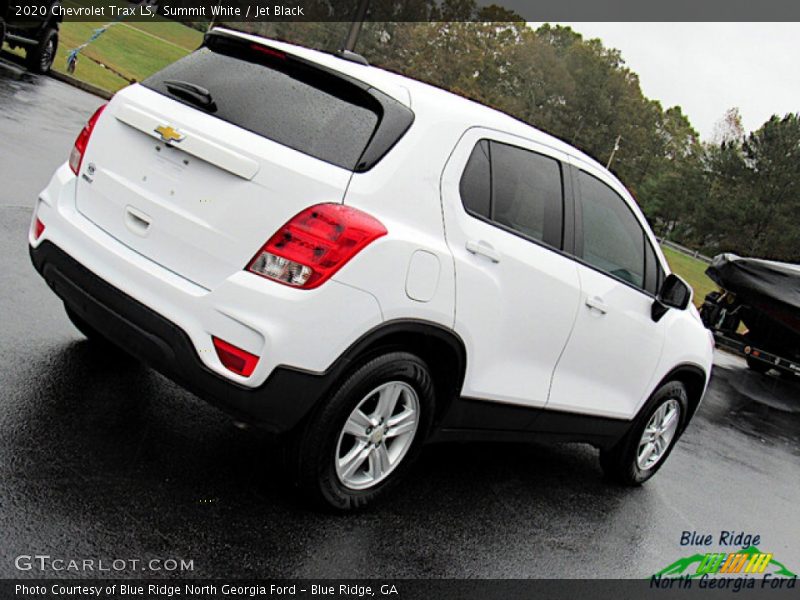 Summit White / Jet Black 2020 Chevrolet Trax LS