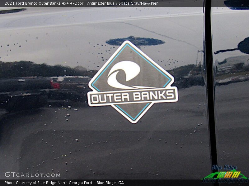 Antimatter Blue / Space Gray/Navy Pier 2021 Ford Bronco Outer Banks 4x4 4-Door