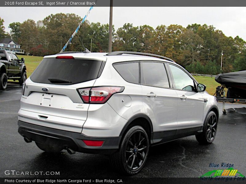 Ingot Silver / Charcoal Black 2018 Ford Escape SE