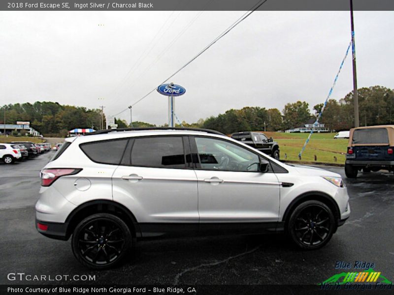 Ingot Silver / Charcoal Black 2018 Ford Escape SE