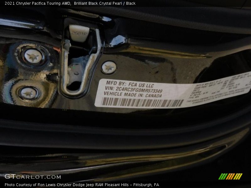 Brilliant Black Crystal Pearl / Black 2021 Chrysler Pacifica Touring AWD