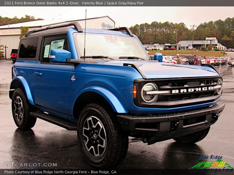 Velocity Blue / Space Gray/Navy Pier 2021 Ford Bronco Outer Banks 4x4 2-Door