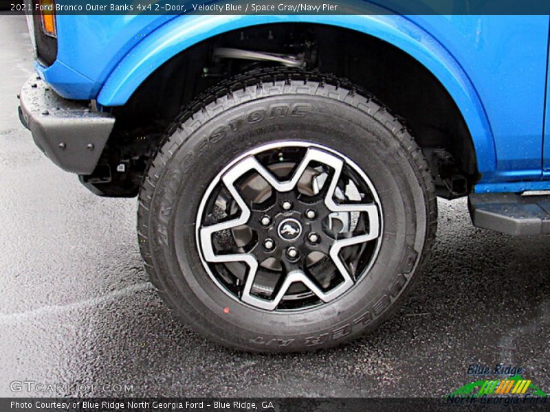 Velocity Blue / Space Gray/Navy Pier 2021 Ford Bronco Outer Banks 4x4 2-Door