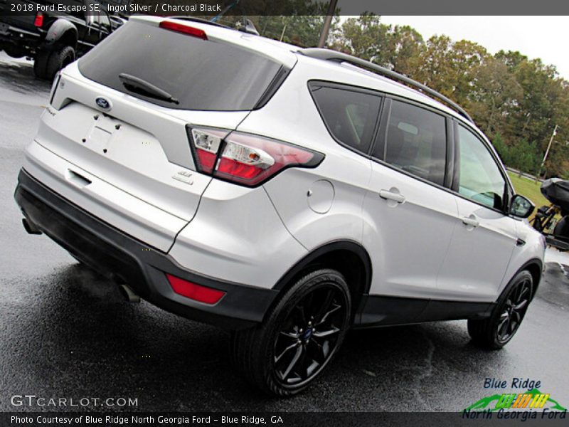 Ingot Silver / Charcoal Black 2018 Ford Escape SE