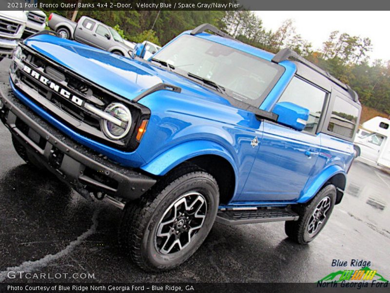 Velocity Blue / Space Gray/Navy Pier 2021 Ford Bronco Outer Banks 4x4 2-Door
