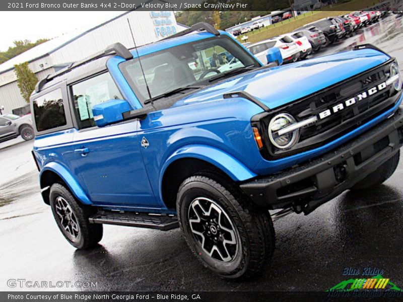 Velocity Blue / Space Gray/Navy Pier 2021 Ford Bronco Outer Banks 4x4 2-Door
