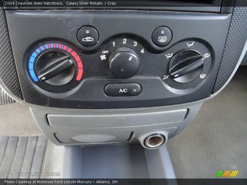 Galaxy Silver Metallic / Gray 2004 Chevrolet Aveo Hatchback