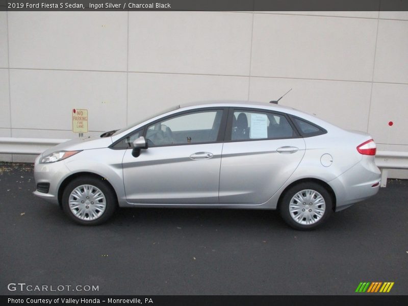 Ingot Silver / Charcoal Black 2019 Ford Fiesta S Sedan