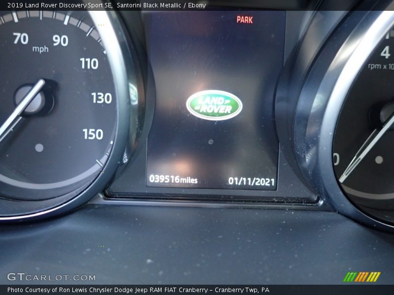 Santorini Black Metallic / Ebony 2019 Land Rover Discovery Sport SE
