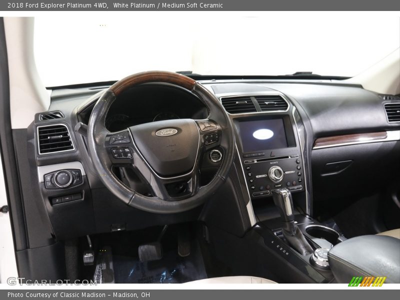 White Platinum / Medium Soft Ceramic 2018 Ford Explorer Platinum 4WD