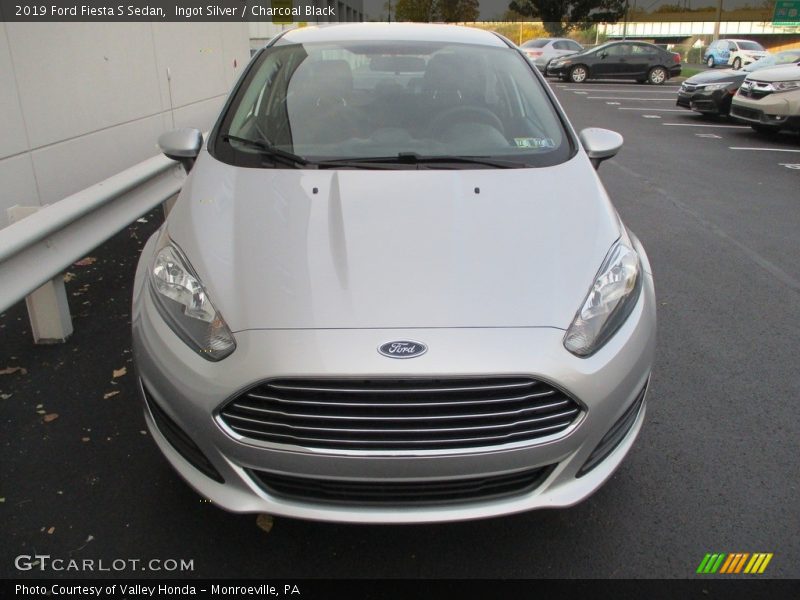 Ingot Silver / Charcoal Black 2019 Ford Fiesta S Sedan