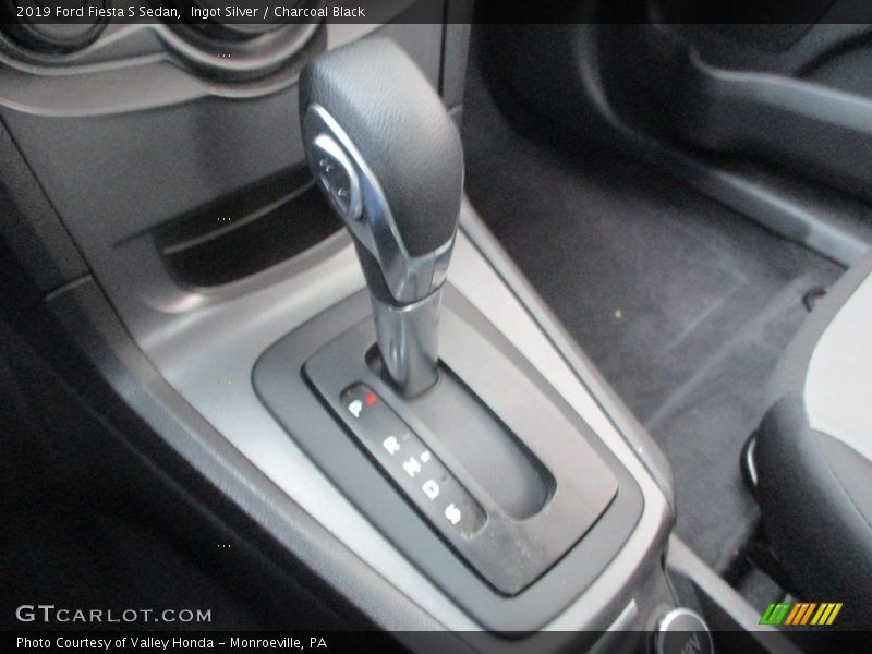 Ingot Silver / Charcoal Black 2019 Ford Fiesta S Sedan