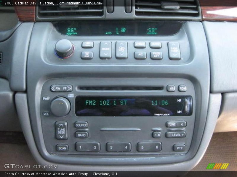 Light Platinum / Dark Gray 2005 Cadillac DeVille Sedan