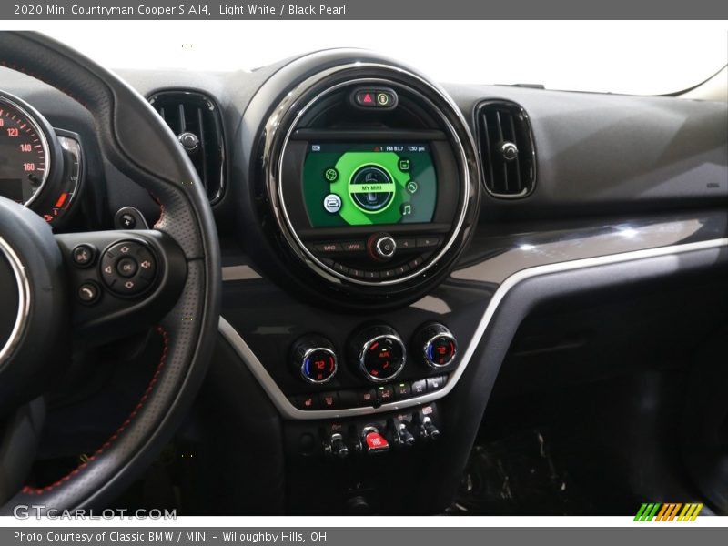 Controls of 2020 Countryman Cooper S All4