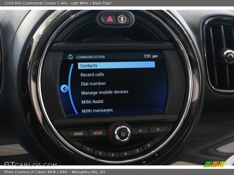 Light White / Black Pearl 2020 Mini Countryman Cooper S All4