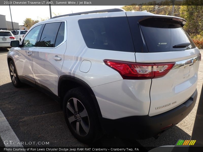 Summit White / Jet Black 2019 Chevrolet Traverse LT AWD