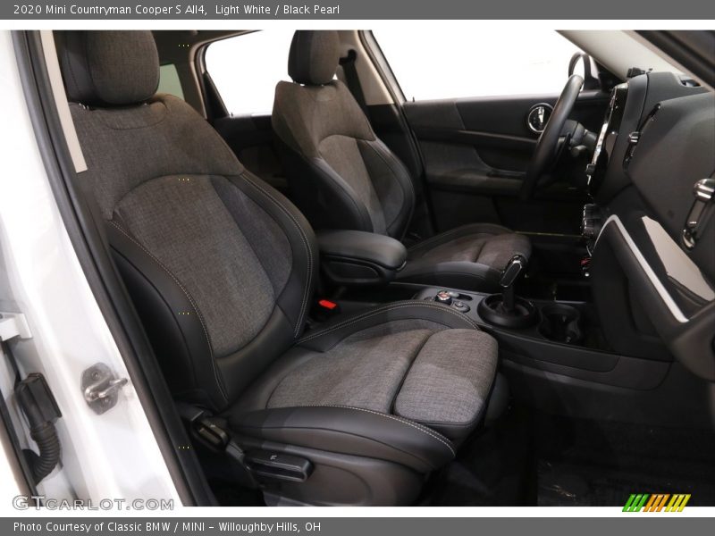 Front Seat of 2020 Countryman Cooper S All4