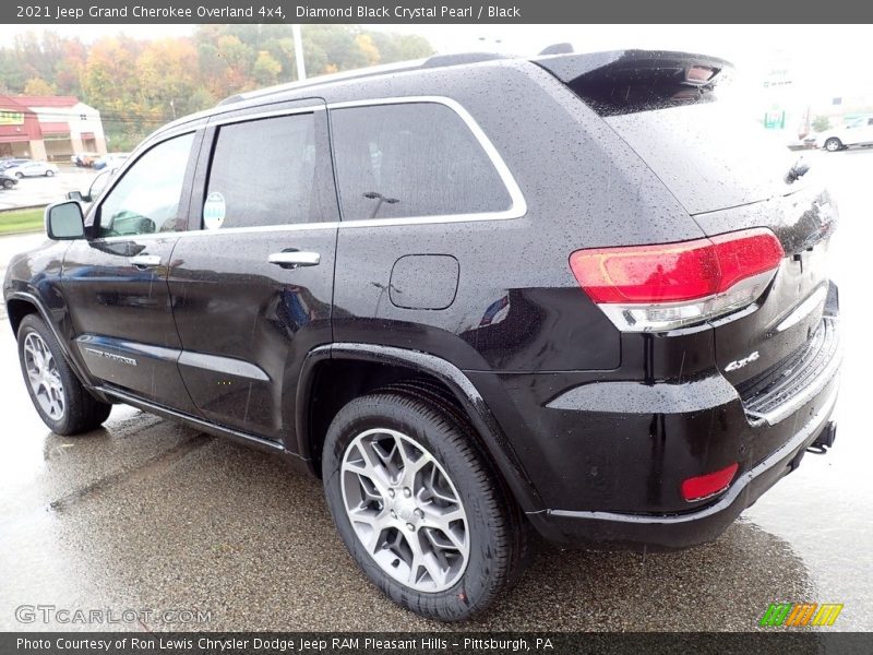 Diamond Black Crystal Pearl / Black 2021 Jeep Grand Cherokee Overland 4x4