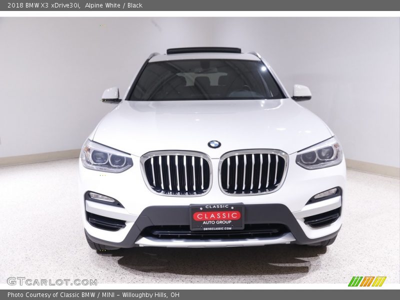 Alpine White / Black 2018 BMW X3 xDrive30i