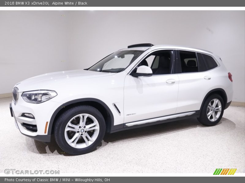 Alpine White / Black 2018 BMW X3 xDrive30i