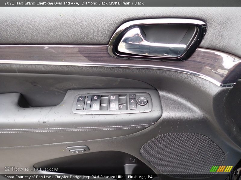 Diamond Black Crystal Pearl / Black 2021 Jeep Grand Cherokee Overland 4x4
