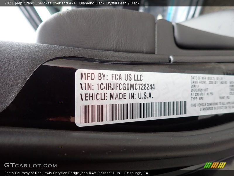 Diamond Black Crystal Pearl / Black 2021 Jeep Grand Cherokee Overland 4x4