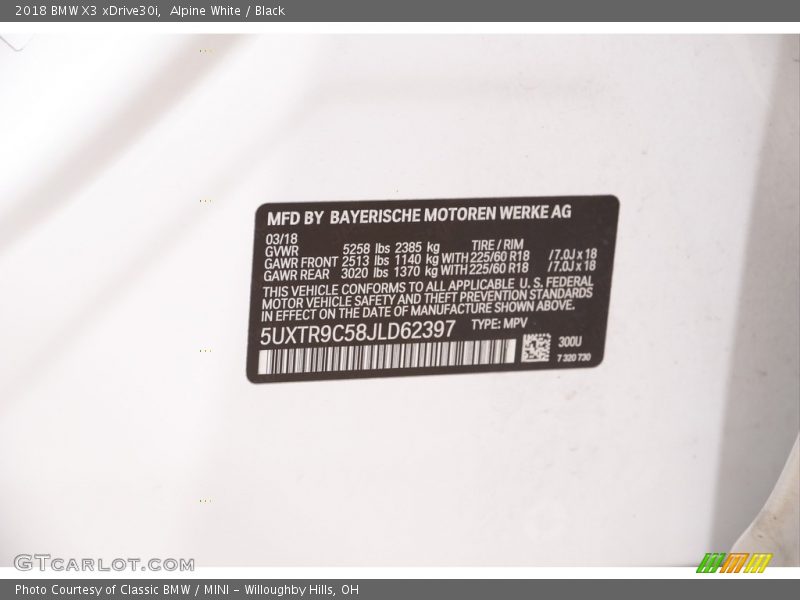 Alpine White / Black 2018 BMW X3 xDrive30i