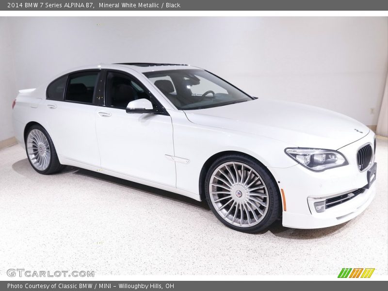Front 3/4 View of 2014 7 Series ALPINA B7