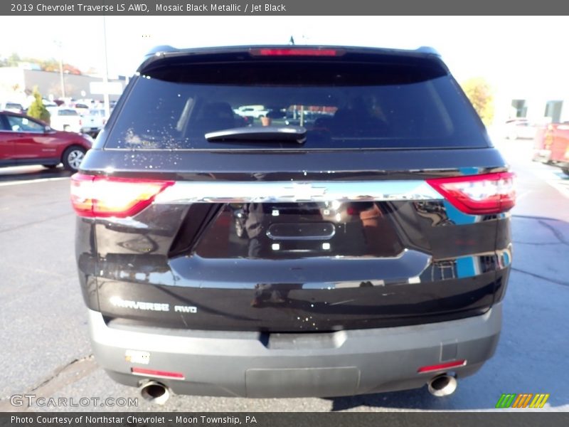Mosaic Black Metallic / Jet Black 2019 Chevrolet Traverse LS AWD