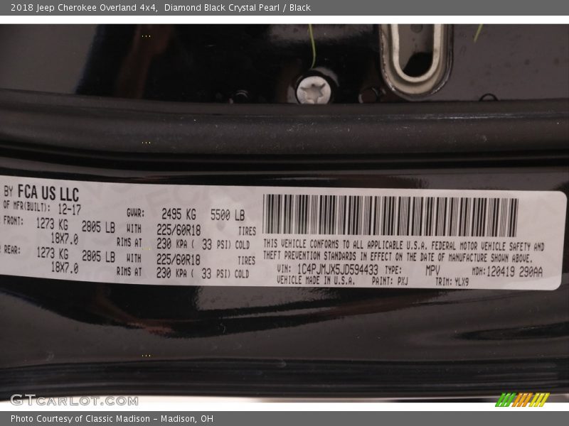 Diamond Black Crystal Pearl / Black 2018 Jeep Cherokee Overland 4x4