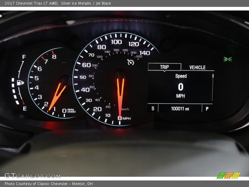 Silver Ice Metallic / Jet Black 2017 Chevrolet Trax LT AWD