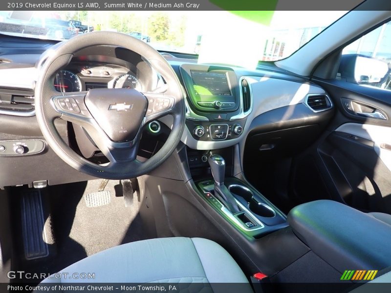 Summit White / Medium Ash Gray 2019 Chevrolet Equinox LS AWD