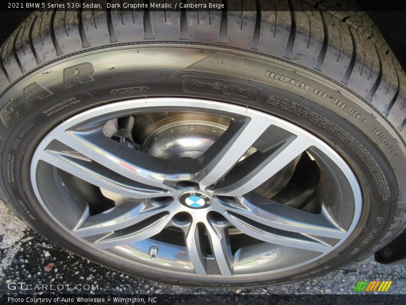 Dark Graphite Metallic / Canberra Beige 2021 BMW 5 Series 530i Sedan