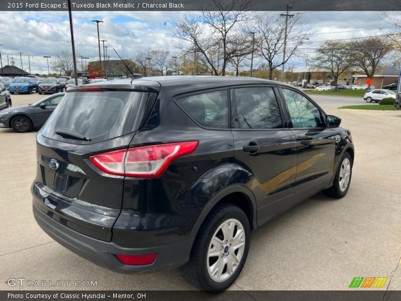 Tuxedo Black Metallic / Charcoal Black 2015 Ford Escape S