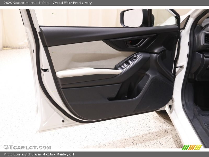 Crystal White Pearl / Ivory 2020 Subaru Impreza 5-Door