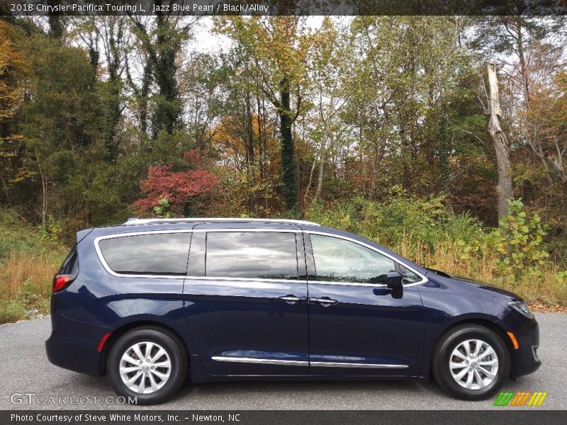 Jazz Blue Pearl / Black/Alloy 2018 Chrysler Pacifica Touring L