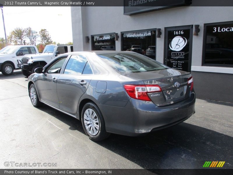 Magnetic Gray Metallic / Ivory 2012 Toyota Camry L