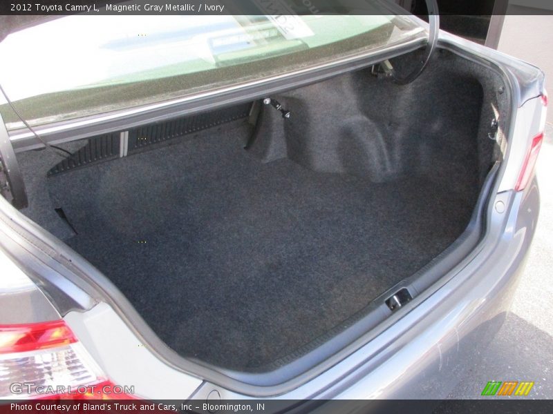Magnetic Gray Metallic / Ivory 2012 Toyota Camry L