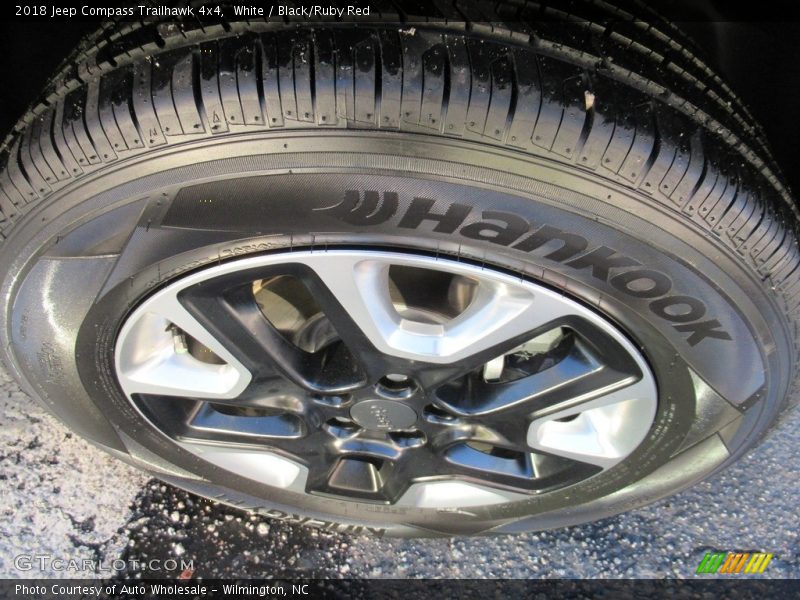 White / Black/Ruby Red 2018 Jeep Compass Trailhawk 4x4