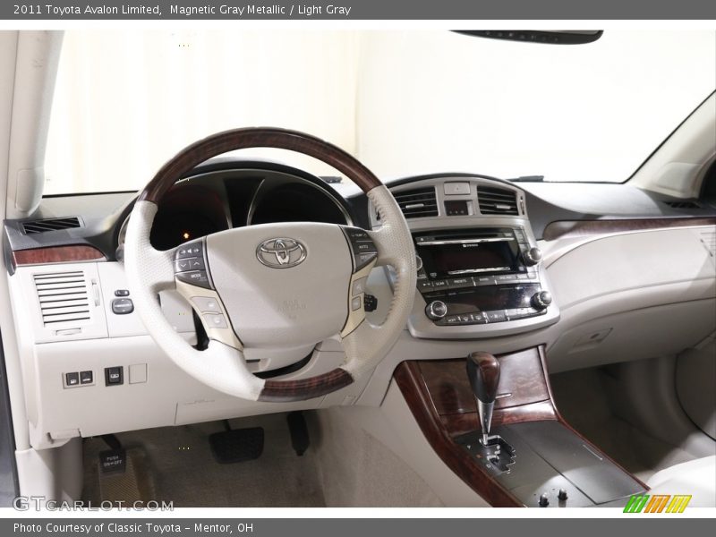 Magnetic Gray Metallic / Light Gray 2011 Toyota Avalon Limited