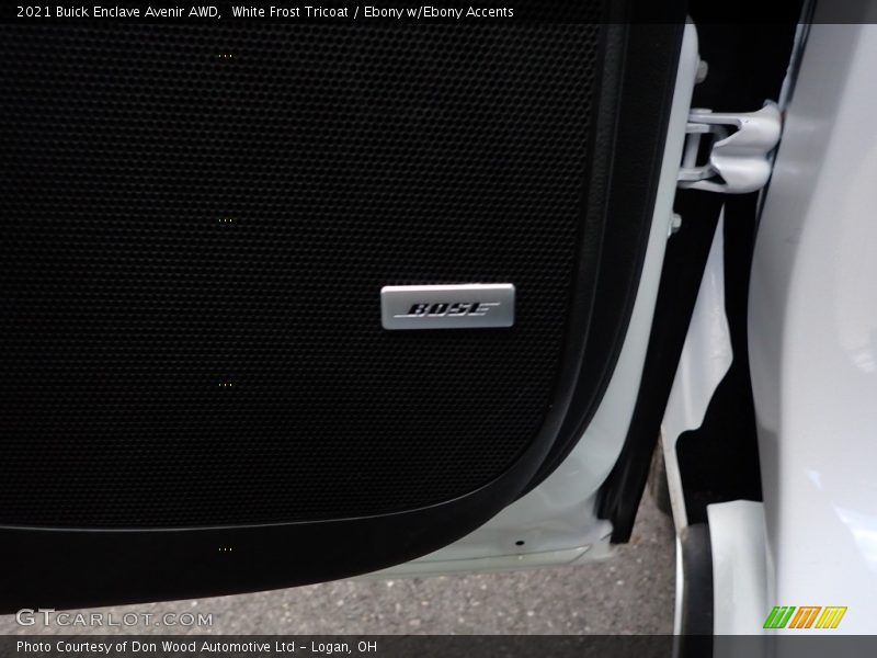White Frost Tricoat / Ebony w/Ebony Accents 2021 Buick Enclave Avenir AWD