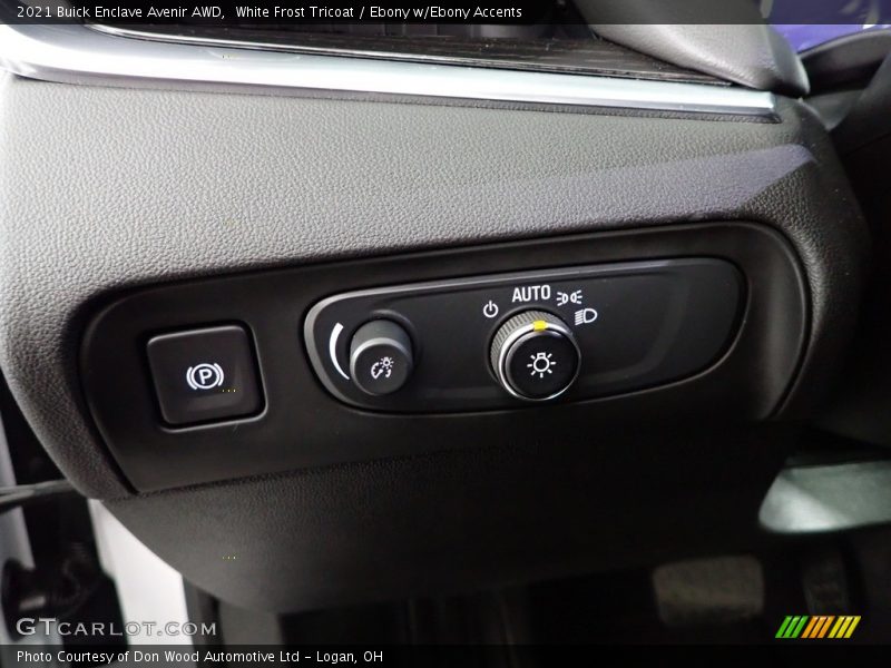 White Frost Tricoat / Ebony w/Ebony Accents 2021 Buick Enclave Avenir AWD